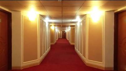 راهرو هتل جمشید کرمانشاه راهرو هتل جمشید کرمانشاه